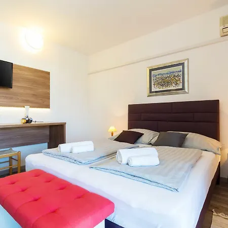 Guest house Ulika &