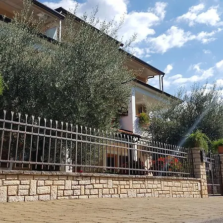 게스트하우스 Ulika & 포레치